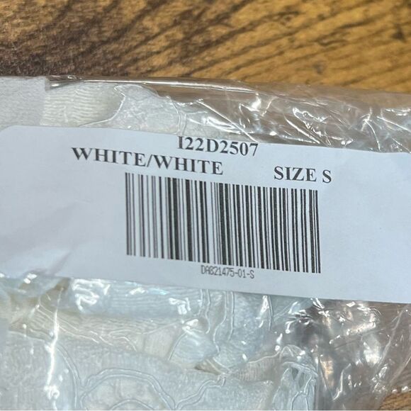 Lulus Sweet Flattery White Lace Tiered Tie-Strap Mini Dress in Size Small. NWT! - Picture 8 of 10